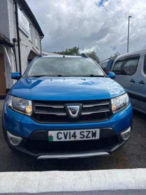 2014 Dacia Sandero Stepway 1.5 Dci Laureate Euro 5 5dr in Blue — image 2
