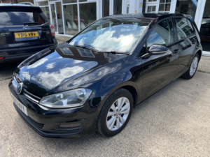 2013 Volkswagen Golf 1.4 Tsi Bluemotion Tech Se in Black — image 5