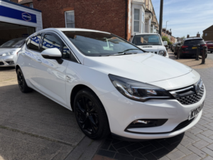 2019 Vauxhall Astra