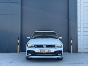 2018 Volkswagen Tiguan 2.0 Tsi R-Line DSG 4motion Euro 6 (s/s) 5dr in White — image 2