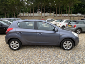 2010 Hyundai I20 1.4 Comfort in Grey — image 2