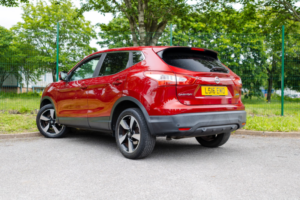 2016 Nissan Qashqai 1.5 Dci N-Connecta in Red — image 5