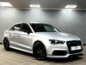 2015 Audi S3 2.0 Tfsi Saloon 4dr Petrol S Tronic Quattro Euro 6 (s/s) (300 Ps) in Glacier Silver — image 1