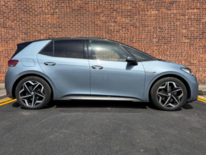 2020 Volkswagen Id.3 Pro Performance 58kwh Business Auto 5dr in Grey — image 4