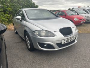 2012 SEAT Leon 1.6 Tdi Cr Se Copa in Silver — image 3