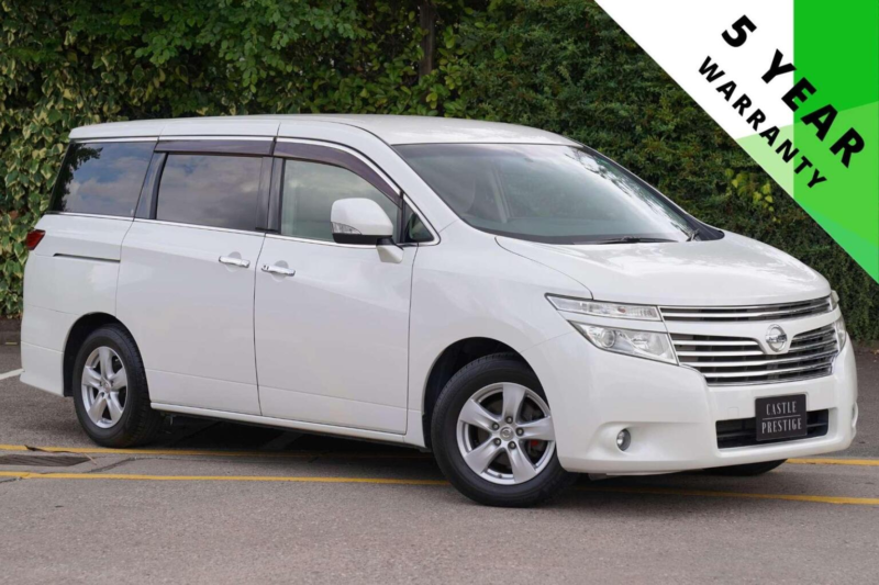 2011 Nissan Elgrand 2.5 Xg 4WD 5dr 8 Seats in White — image 1