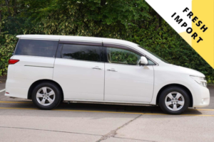 2011 Nissan Elgrand 2.5 Xg 4WD 5dr 8 Seats in White — image 2