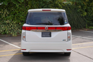 2011 Nissan Elgrand 2.5 Xg 4WD 5dr 8 Seats in White — image 6