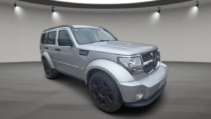 2008 Dodge Nitro 2.8 Crd Sxt in Silver — image 2