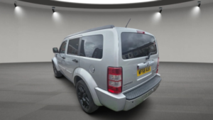 2008 Dodge Nitro 2.8 Crd Sxt in Silver — image 6