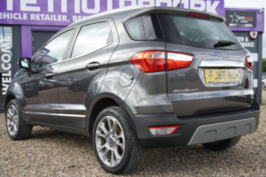 2018 Ford Ecosport 1.0t Ecoboost Titanium Euro 6 (s/s) 5dr in Grey — image 2