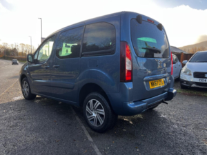 2017 Citroen Berlingo 1.6 Bluehdi Feel Multispace MPV Euro 6 5dr in Blue — image 5