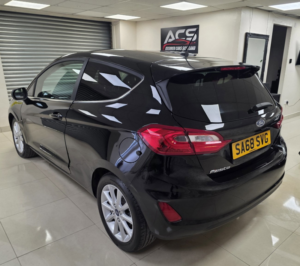 2018 Ford Fiesta 1.0t Ecoboost Gpf Titanium Hatchback 3dr Petrol Manual Euro 6 (s/s) (125 Ps) in Multicolour — image 3