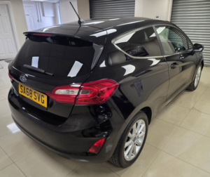 2018 Ford Fiesta 1.0t Ecoboost Gpf Titanium Hatchback 3dr Petrol Manual Euro 6 (s/s) (125 Ps) in Multicolour — image 4
