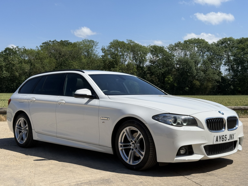 2015 BMW 5 Series 2.0 520d M Sport Touring in White — image 1