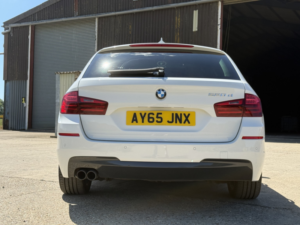 2015 BMW 5 Series 2.0 520d M Sport Touring in White — image 4