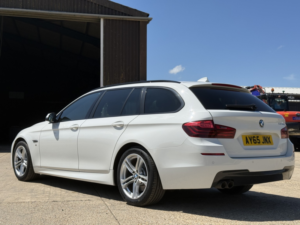2015 BMW 5 Series 2.0 520d M Sport Touring in White — image 5