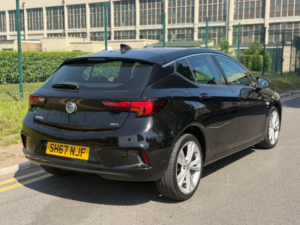 2017 Vauxhall Astra 1.6 Cdti Ecotec Blueinjection Sri Vx Line Nav Euro 6 5dr in Black — image 4