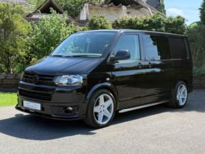 2015 Volkswagen Transporter 2.0 Tdi T30 Highline 140 Euro 5 in Black — image 4
