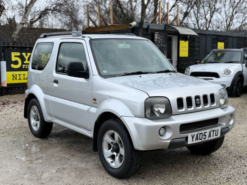 2005 Suzuki Jimny 1.3 Jlx SUV 3dr Petrol Manual (174 G/km, 83 Bhp) in Silver — image 1