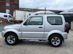 2005 Suzuki Jimny 1.3 Jlx SUV 3dr Petrol Manual (174 G/km, 83 Bhp) in Silver — image 4