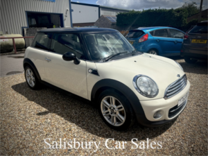 2013 MINI Hatch