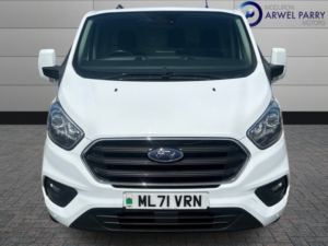 2021 Ford Transit Custom 2.0 Transit Custom Limited Van 300 L2 2.0l Ecoblue 130ps Fwd 6 Speed Automatic in White — image 2