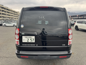 2010 Land Rover Discovery 4 5.0 V8 Se Automatic 7 Seater in Black — image 4
