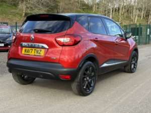 2017 Renault Captur 1.5 Dci Energy Dynamique S Nav SUV 5dr Diesel Manual Euro 6 (s/s) (90 Ps) in Red — image 6