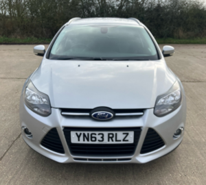 2013 Ford Focus 1.0 T Ecoboost Zetec Estate in Silver — image 5
