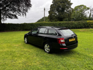 2015 Skoda Octavia 1.6 Tdi Se Business Estate With Service History,p/x To Clear in Black — image 3