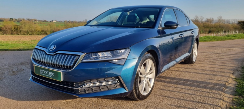 2021 Skoda Superb 1.4 Tsi Iv 13kwh Se L in Blue — image 1