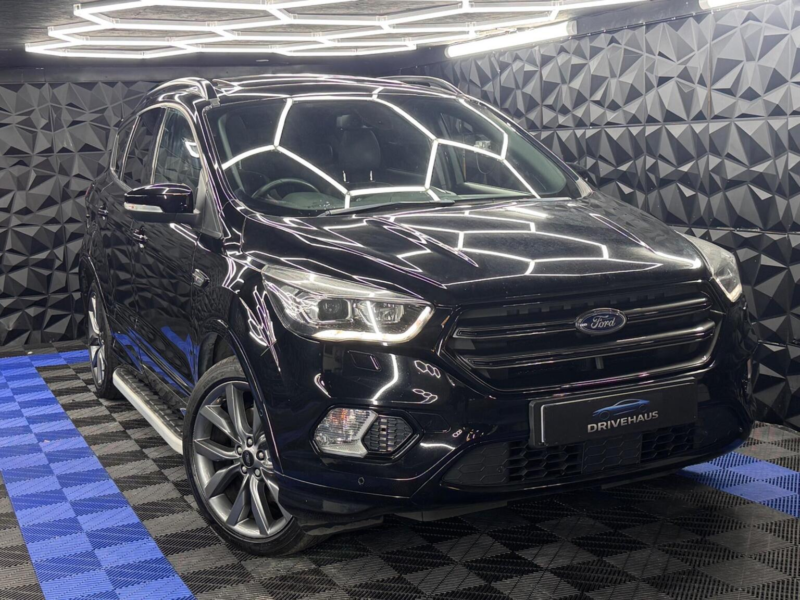 2019 Ford Kuga 1.5t Ecoboost St-Line Edition Euro 6 (s/s) 5dr in Black — image 1