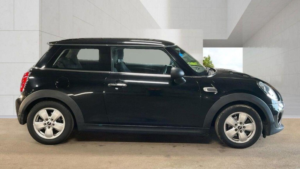 2015 MINI Hatch 1.2 One Auto Euro 6 (s/s) 3dr in Black — image 5