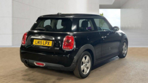 2015 MINI Hatch 1.2 One Auto Euro 6 (s/s) 3dr in Black — image 6