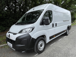2025 Citroen Relay 2.2 Relay Pv L4h2 35 Hvy 2.2 Bluehdi 140 Mt6 Enterprise in White — image 3