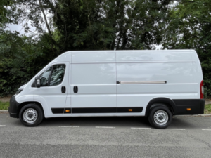 2025 Citroen Relay 2.2 Relay Pv L4h2 35 Hvy 2.2 Bluehdi 140 Mt6 Enterprise in White — image 6