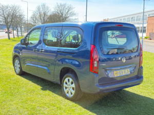 2019 Vauxhall Combo Life 1.5 Turbo D Blueinjection Energy Xl MPV 5dr Diesel Manual Euro 6 (s/s) (7 Seat) (100 Ps) in Blue — image 5