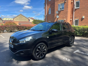 2013 Nissan Qashqai 1.6 360 2WD Euro 5 5dr in Black — image 3
