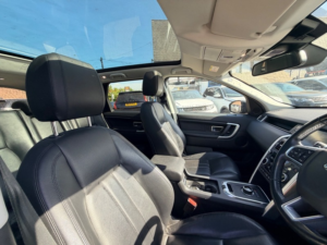2016 Land Rover Discovery Sport Td4 Hse Black in Grey — image 3