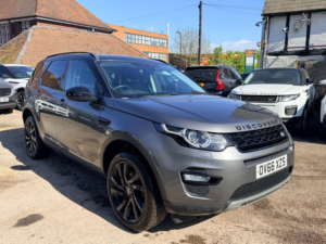 2016 Land Rover Discovery Sport Td4 Hse Black in Grey — image 4