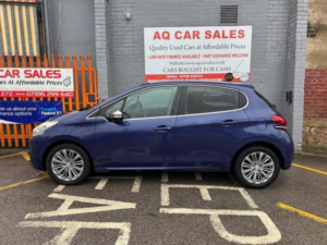 2016 Peugeot 208 1.6 Bluehdi Allure Euro 6 5dr in Blue — image 4