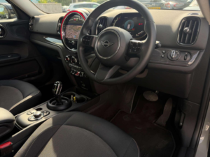 2021 MINI Countryman 1.5 Cooper Classic Steptronic Euro 6 (s/s) 5dr in Grey — image 3