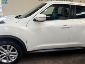 2017 Nissan Juke 1.6 N-Connecta Xtron Euro 6 5dr in White — image 3