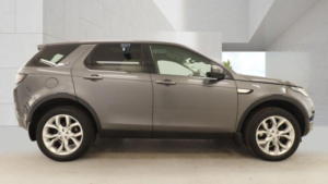 2015 Land Rover Discovery Sport 2.0 Td4 Hse Auto 4WD Euro 6 (s/s) 5dr in Grey — image 5