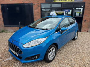 2015 Ford Fiesta 1.6 Tdci Econetic Titanium Euro 5 (s/s) 5dr in Blue — image 3