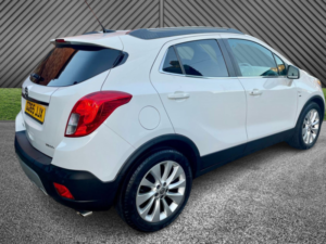 2016 Vauxhall Mokka 1.4l Se T Auto SUV 5dr Petrol Automatic Euro 6 (138 Bhp) in White — image 4