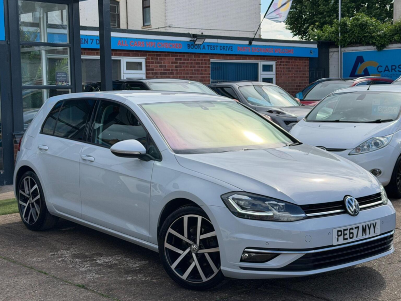 2017 Volkswagen Golf 2.0 Tdi Bluemotion Tech Gt DSG Euro 6 (s/s) 5dr in Silver — image 1