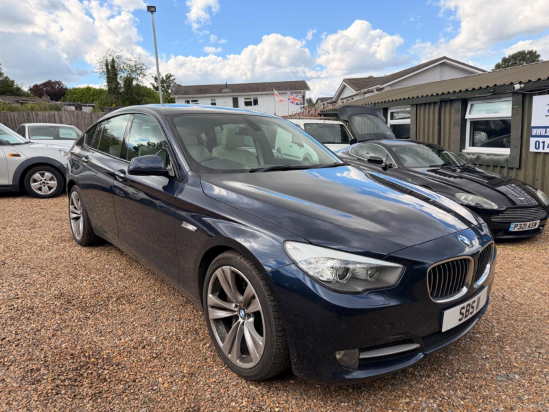 2011 BMW 5 Series Gran Turismo 3.0 530d Se Gt Steptronic Euro 5 5dr in Blue — image 1