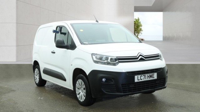 2021 Citroen Berlingo 1.5 Bluehdi 650 Enterprise M Pro in White — image 1